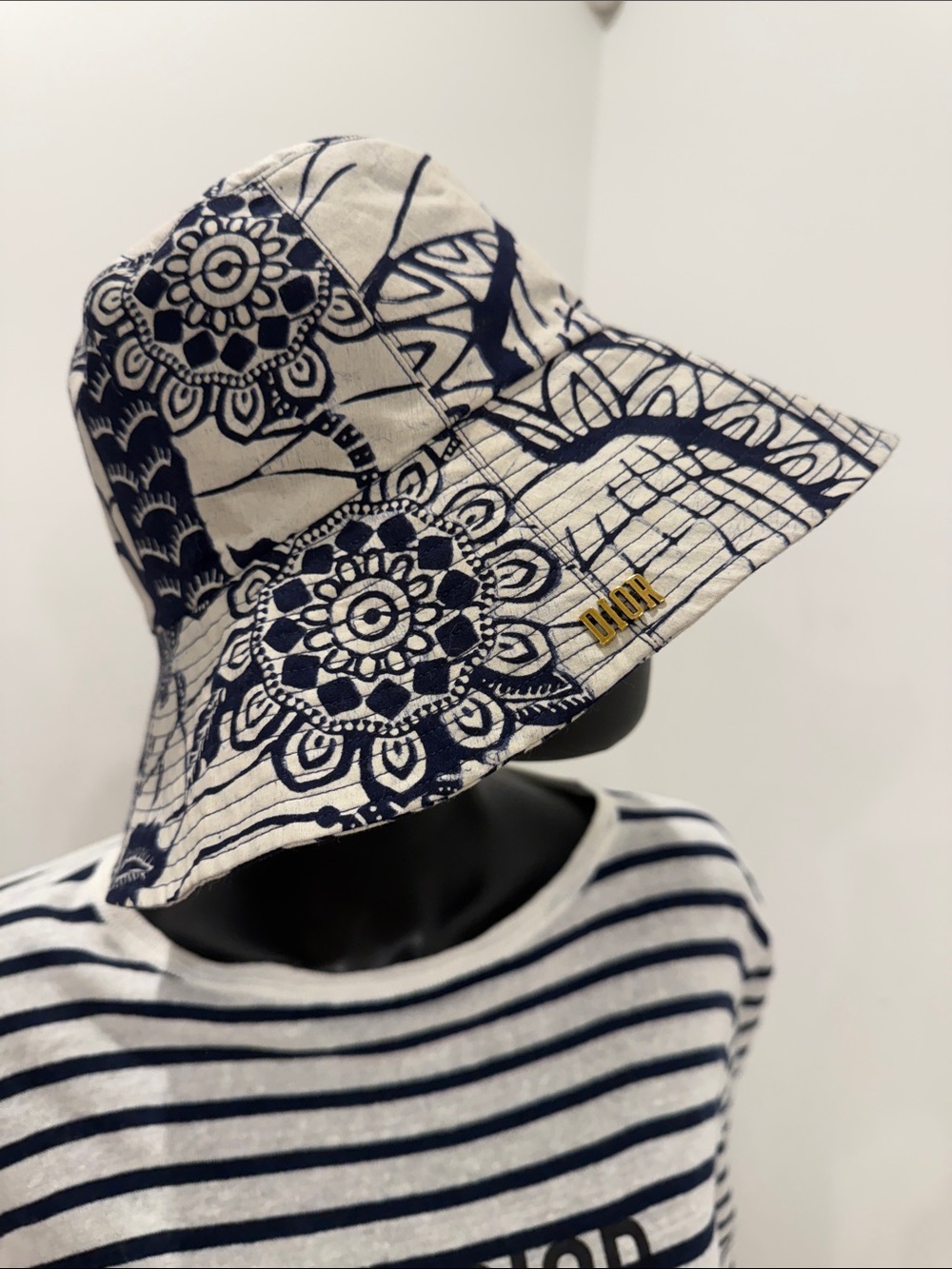 Christian Dior Toile de Jouy Bucket Hat Navy Ivory Cotton Size 58 NEW